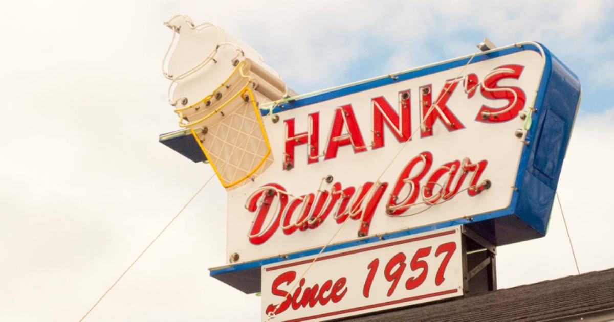 Hank's Dairy Bar CTvisit
